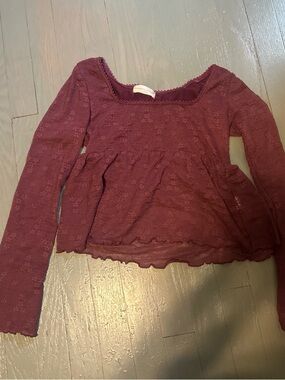 Long-Sleeve Lace Babydoll Top - Wine